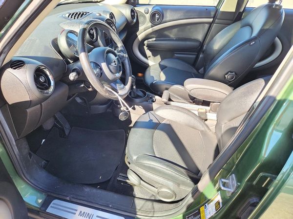 2016 MINI COOPER — DENT