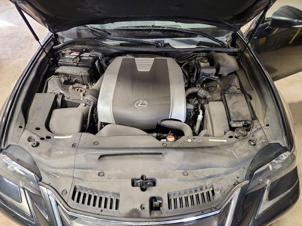 2016 LEXUS GS 350 — Engine bay