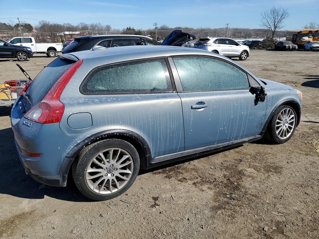 2012 VOLVO C30