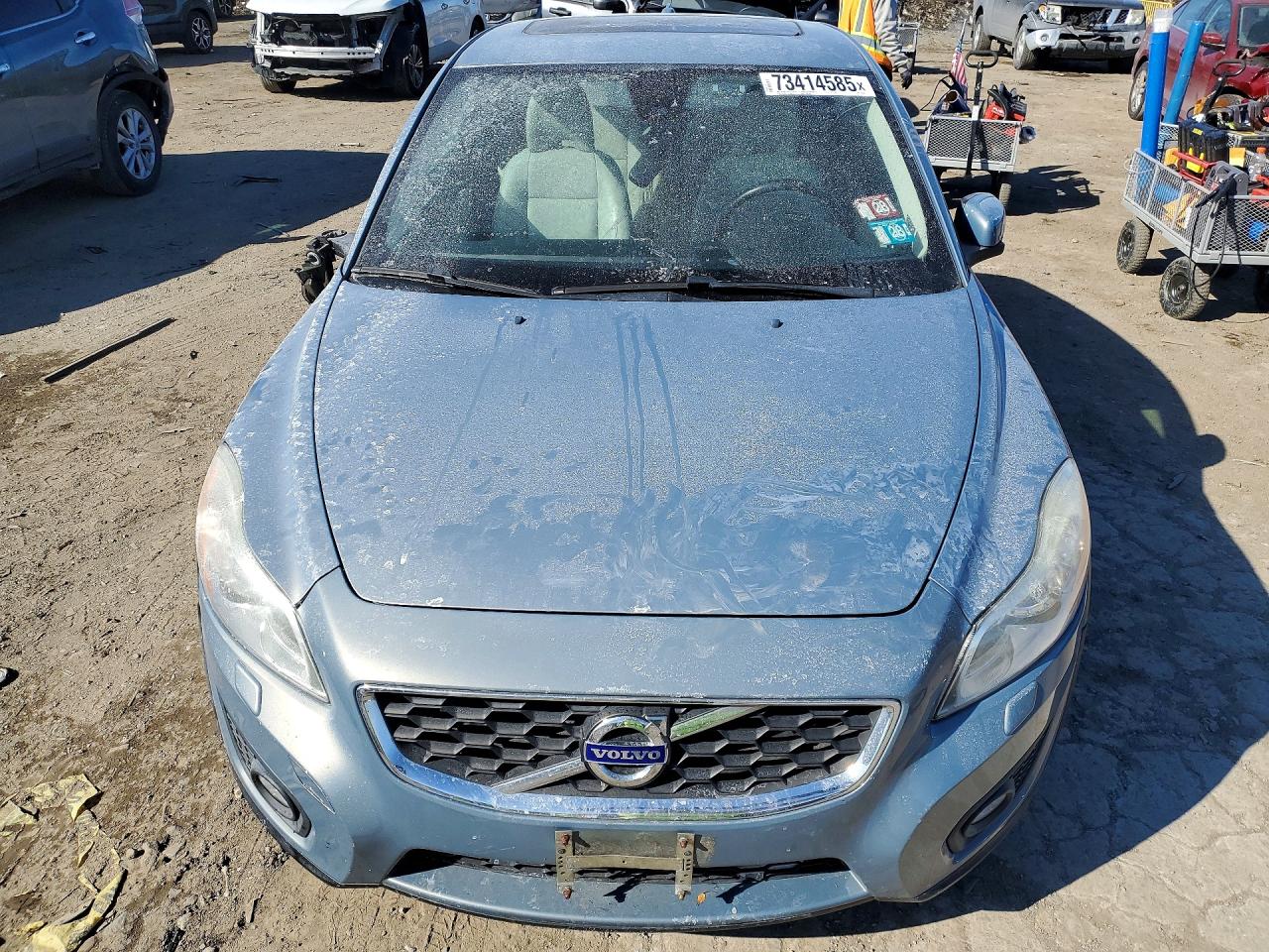 2012 VOLVO C30