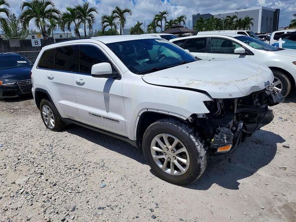 2022 JEEP CHEROKEE — Passenger 3/4