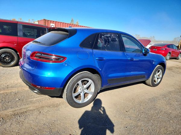 2017 PORSCHE MACAN — PSRA