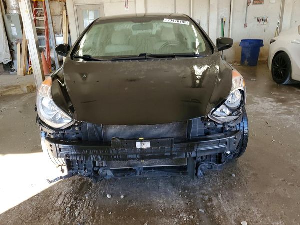 2012 HYUNDAI ELANTRA