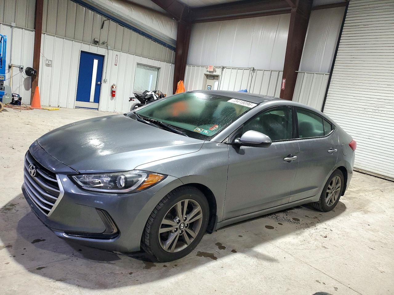 2018 HYUNDAI ELANTRA — Front 3/4
