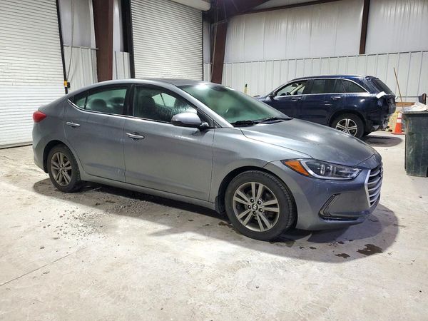 2018 HYUNDAI ELANTRA — Passenger 3/4