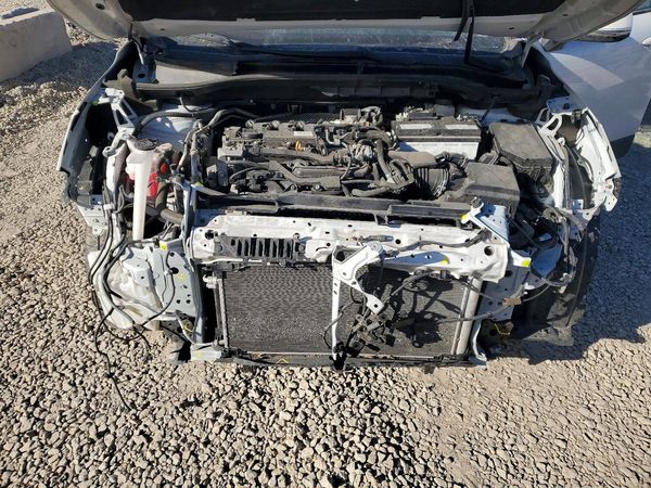 2022 TOYOTA COROLLA CROSS XLE — Engine bay