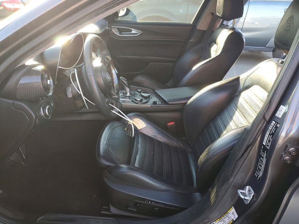 2019 ALFA ROMEO GIULIA TI RWD