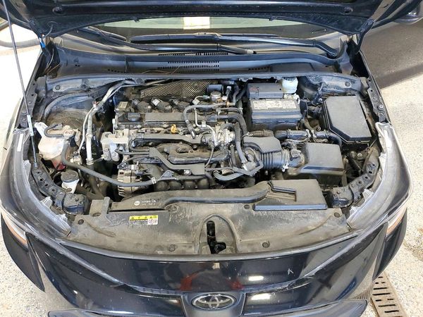 2025 TOYOTA COROLLA LE — Engine bay