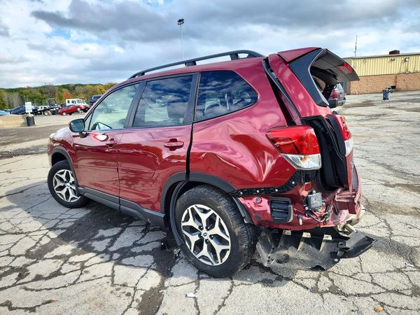 2022 SUBARU FORESTER Premium — DSRA
