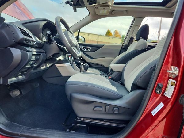 2022 SUBARU FORESTER Premium — DENT