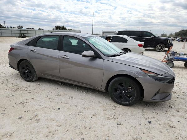 2023 HYUNDAI ELANTRA Blue — Passenger 3/4
