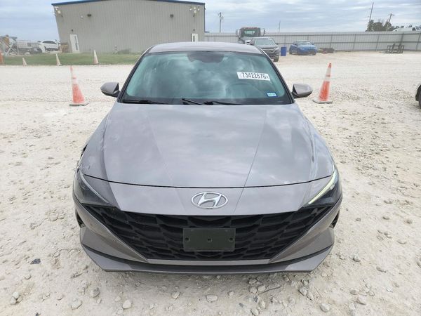 2023 HYUNDAI ELANTRA Blue — DIRF