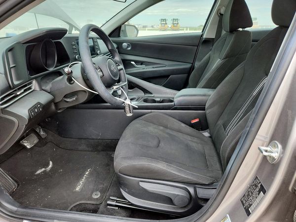 2023 HYUNDAI ELANTRA Blue — DENT