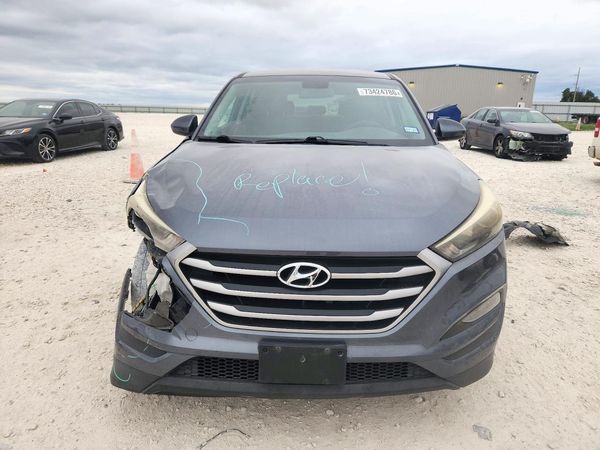 2018 HYUNDAI TUCSON SE Standard — DIRF