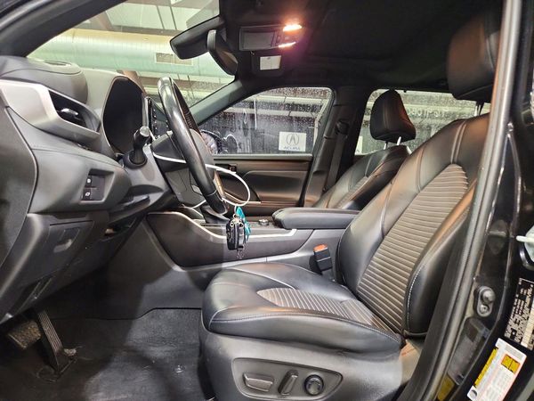 2022 TOYOTA HIGHLANDER XSE — DENT