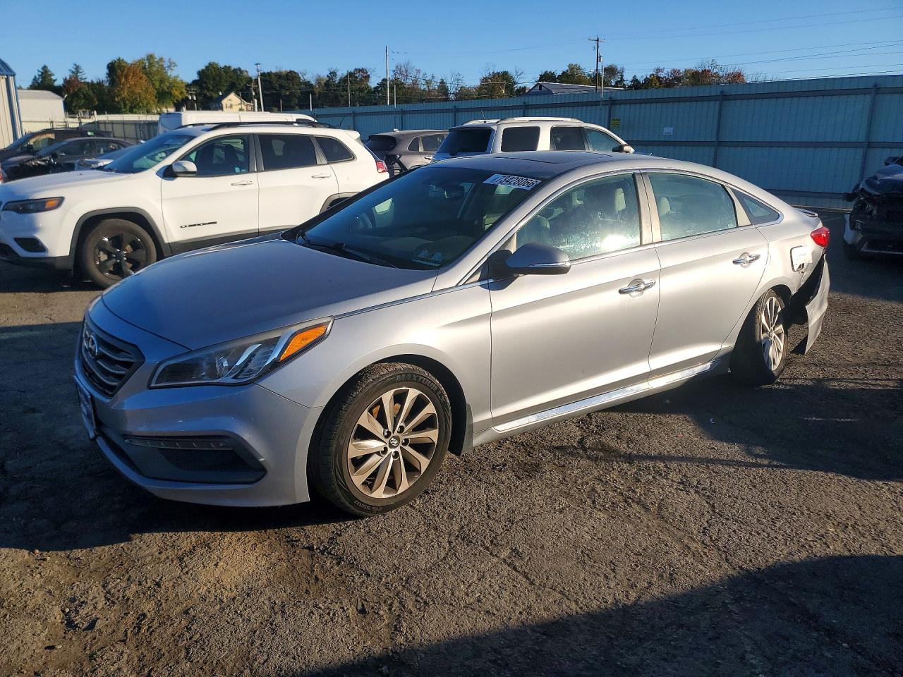 2017 HYUNDAI SONATA — Front 3/4
