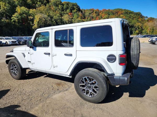 2025 JEEP WRANGLER Sahara — DSRA