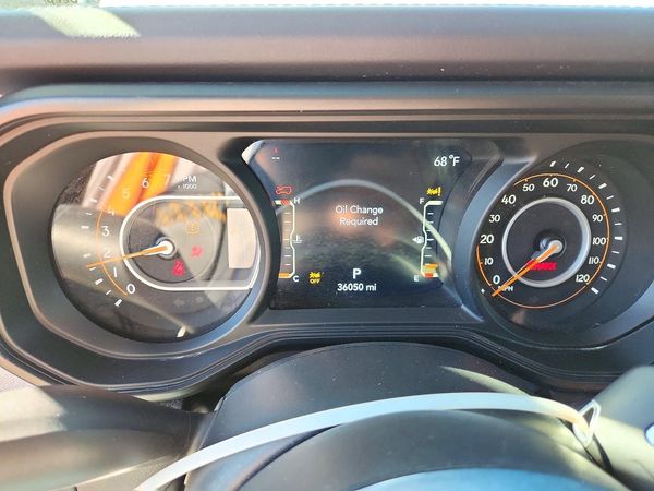 2025 JEEP WRANGLER Sahara — ODOM
