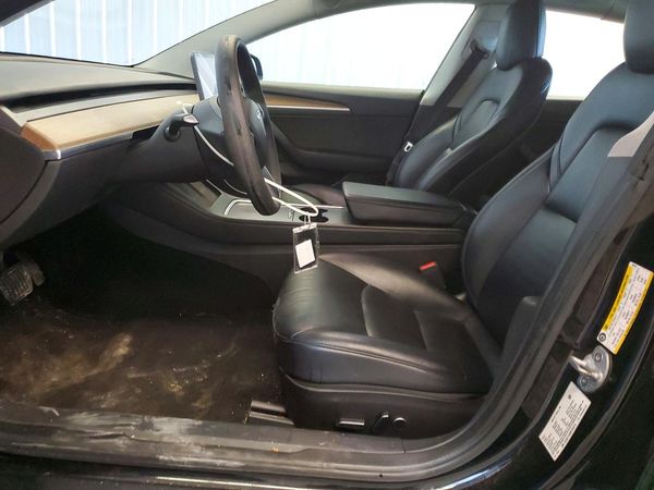 2022 TESLA MODEL 3 — DENT