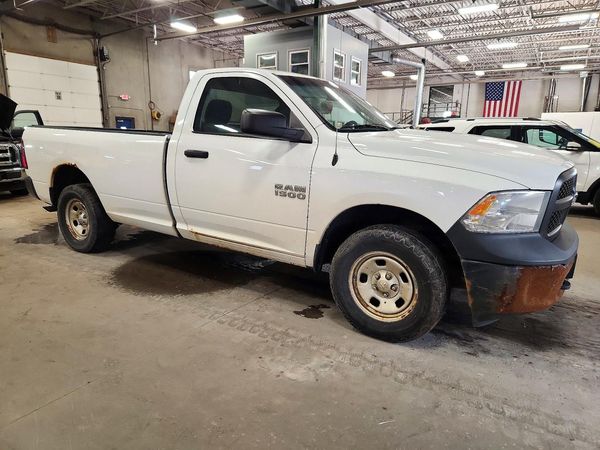 2015 RAM 1500 ST — Passenger 3/4
