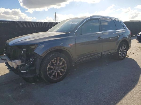 2019 AUDI Q7 — Front 3/4