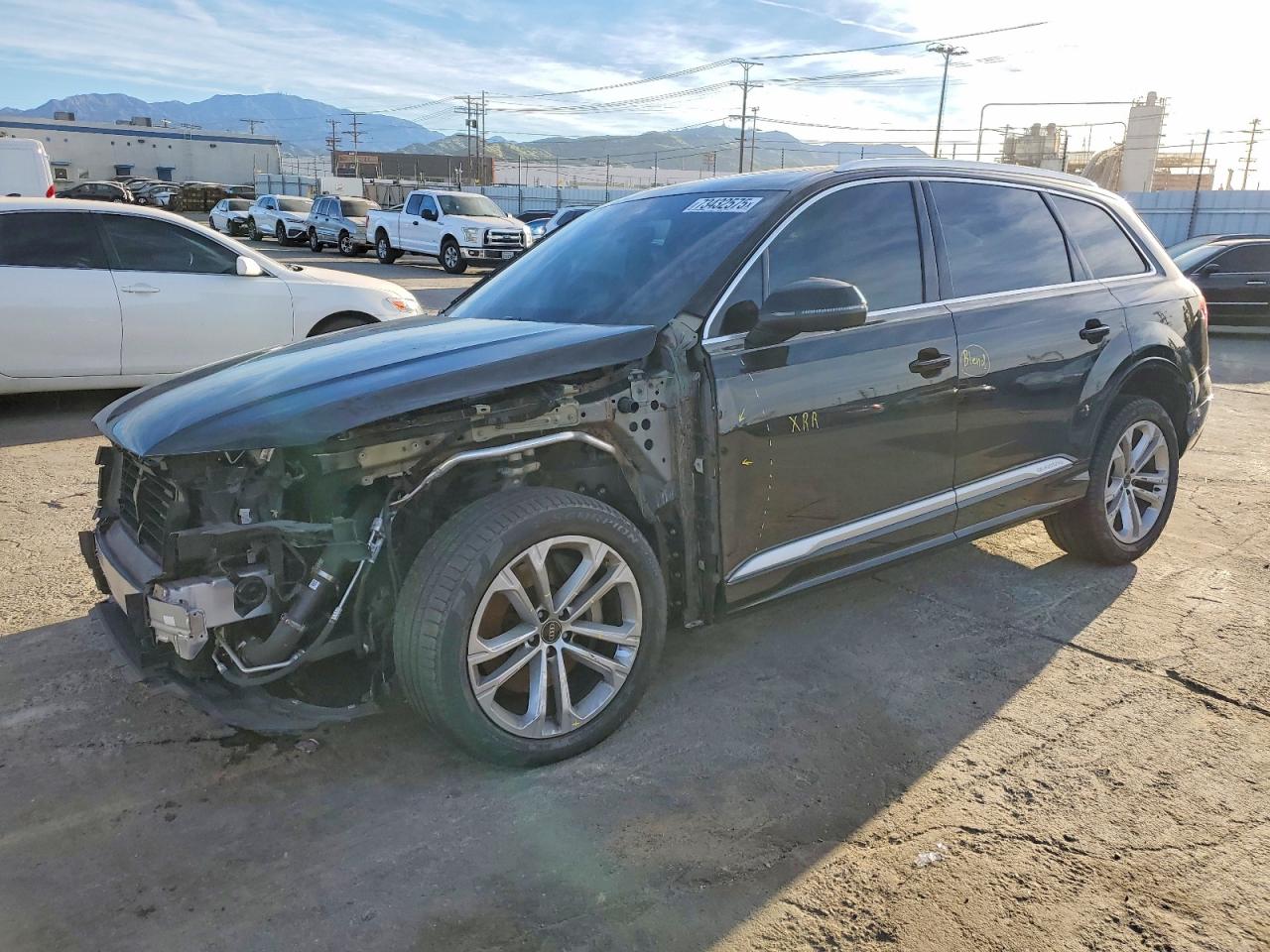 2025 AUDI Q7 quattro Premium Plus
