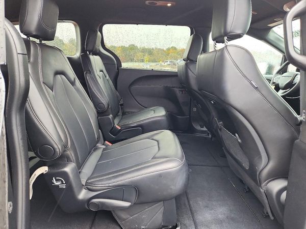 2027 CHRYSLER PACIFICA Select — PSRS
