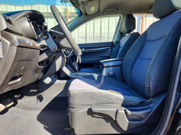 2013 KIA SORENTO Base / LX — DENT