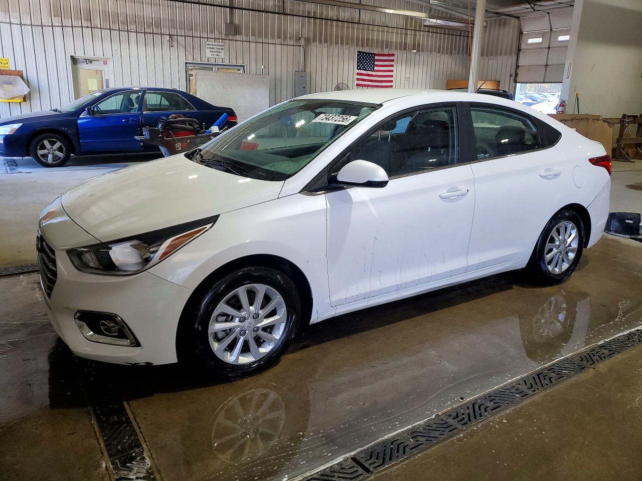 2019 HYUNDAI ACCENT SE and SEL — Front 3/4