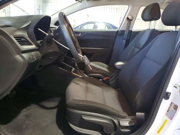 2019 HYUNDAI ACCENT SE and SEL — DENT