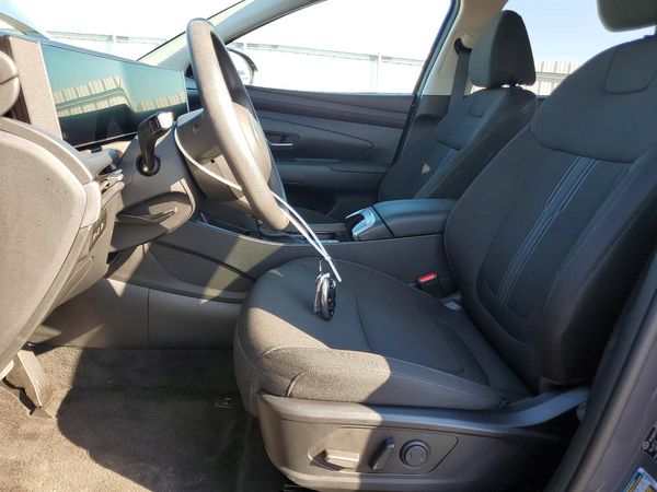 2026 HYUNDAI TUCSON SEL, SEL Plus — DENT
