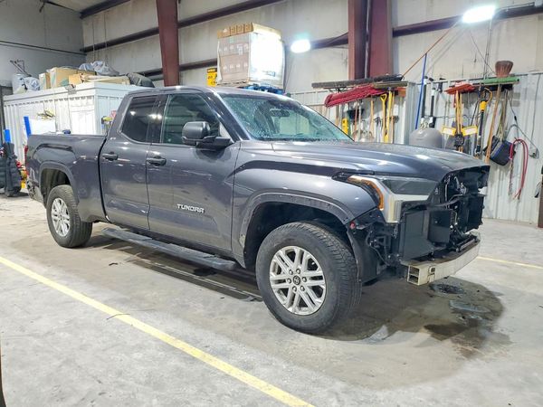 2023 TOYOTA TUNDRA