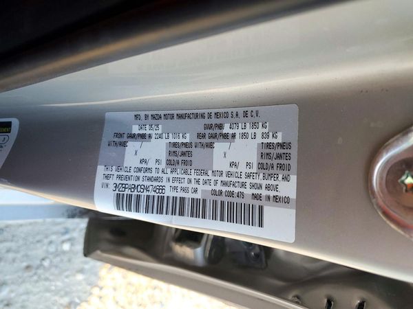 2025 MAZDA 3 Select Sport Package — VINS
