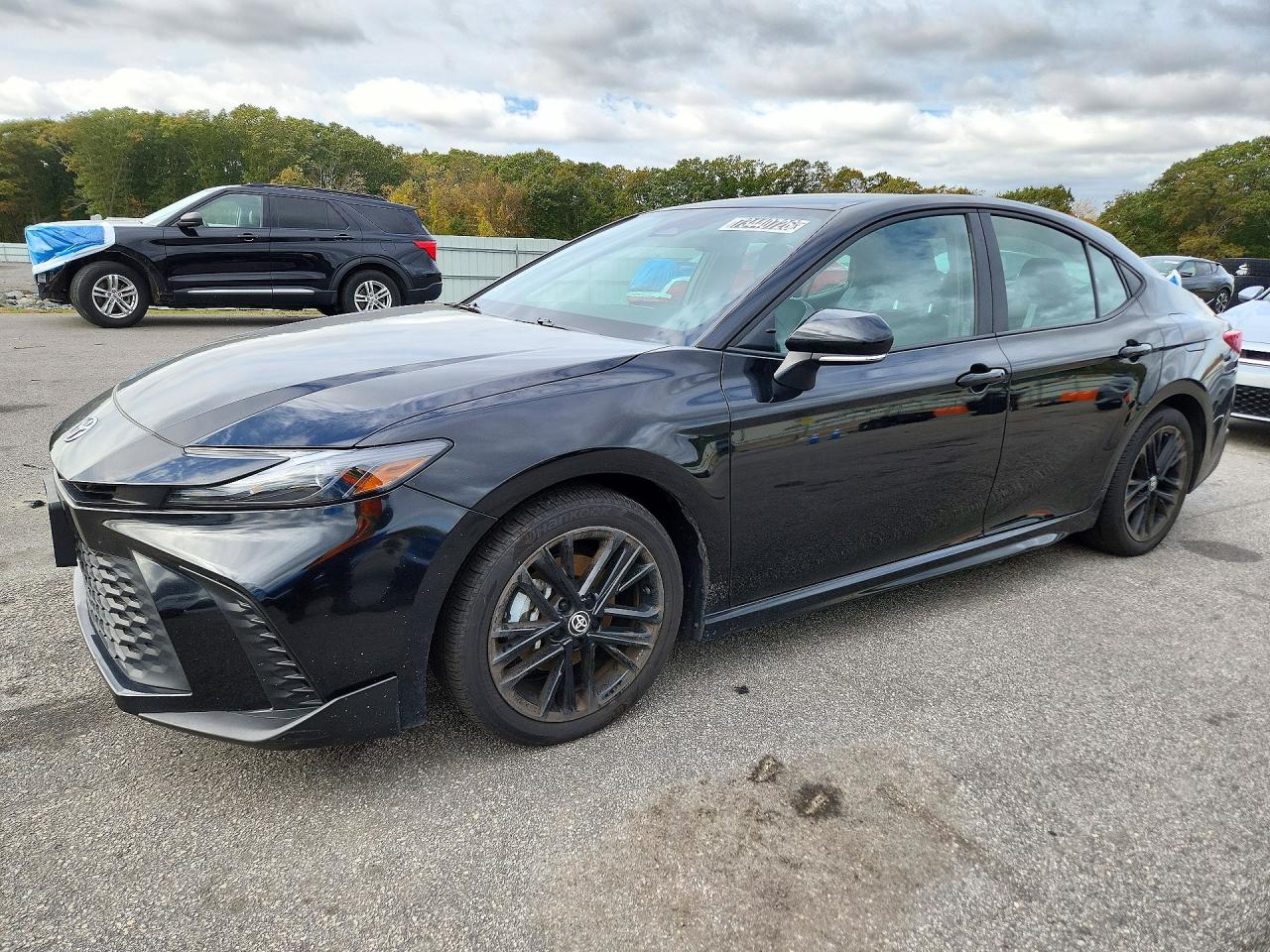 2025 TOYOTA CAMRY — Front 3/4