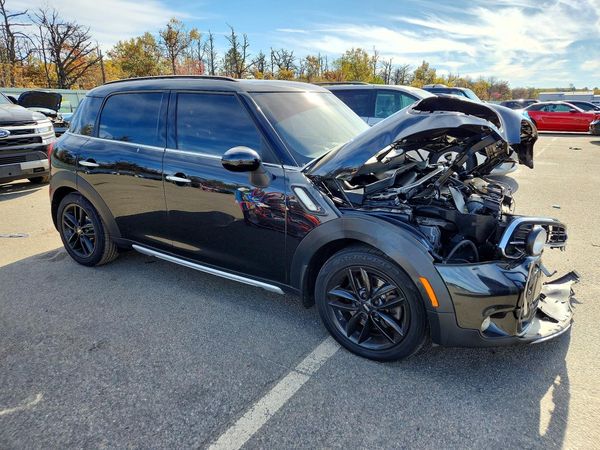 2016 MINI COOPER — Passenger 3/4