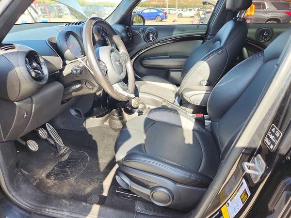 2016 MINI COOPER — DENT