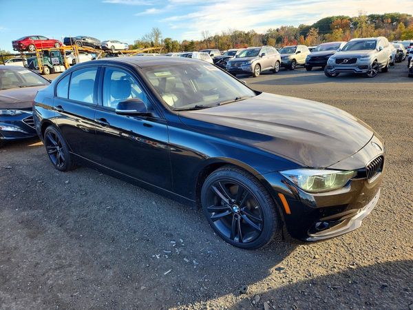 2018 BMW 330 xDrive SA — Passenger 3/4
