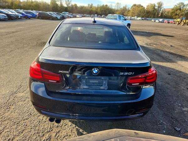 2018 BMW 330 xDrive SA — DIRR