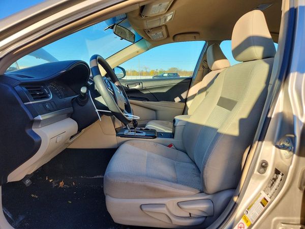 2014 TOYOTA CAMRY — DENT