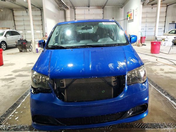 2013 DODGE GRAND CARAVAN SXT — DIRF
