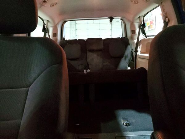 2013 DODGE GRAND CARAVAN SXT — SUVN