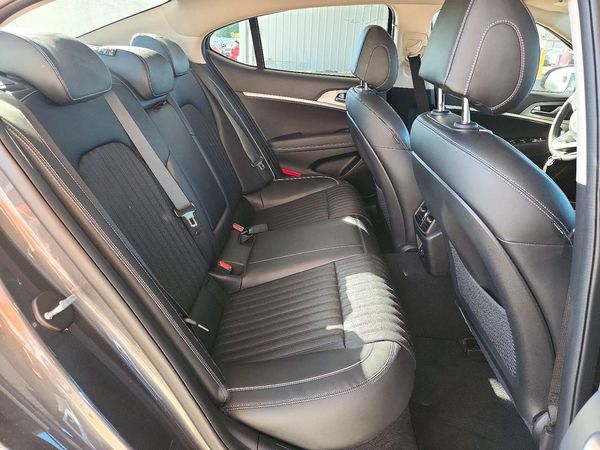 2022 GENESIS G70 2.0T, 2.0T Prestige — PSRS