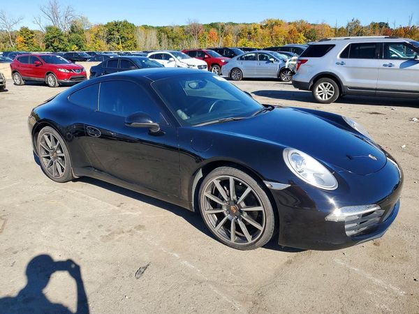 2014 PORSCHE 911 — Passenger 3/4