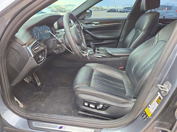 2019 BMW 540 xDrive — DENT