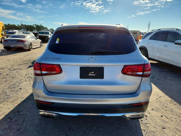 2016 MERCEDES-BENZ GLC GLC300 — DIRR