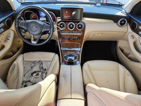 2016 MERCEDES-BENZ GLC GLC300 — CKPT