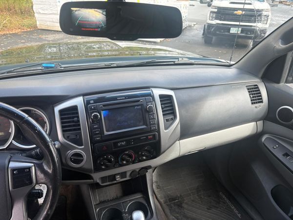 2013 TOYOTA TACOMA Delux