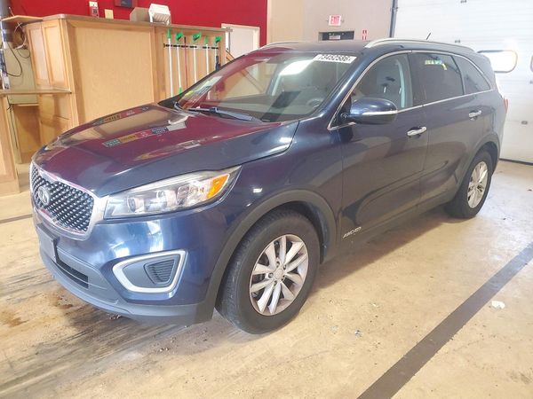 2018 KIA SORENTO L, LX — Front 3/4