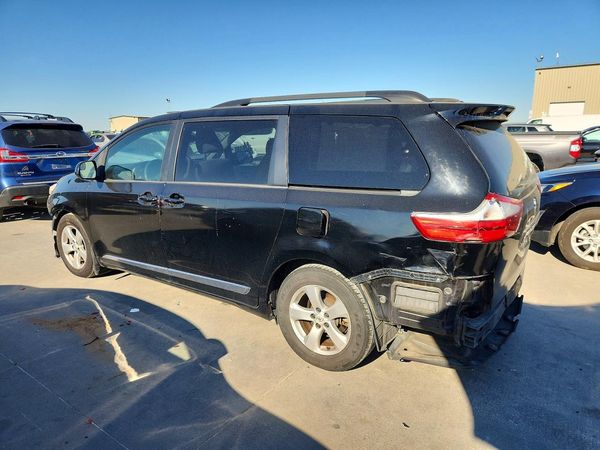2015 TOYOTA SIENNA — DSRA