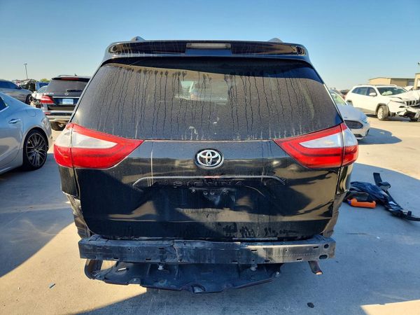 2015 TOYOTA SIENNA — DIRR